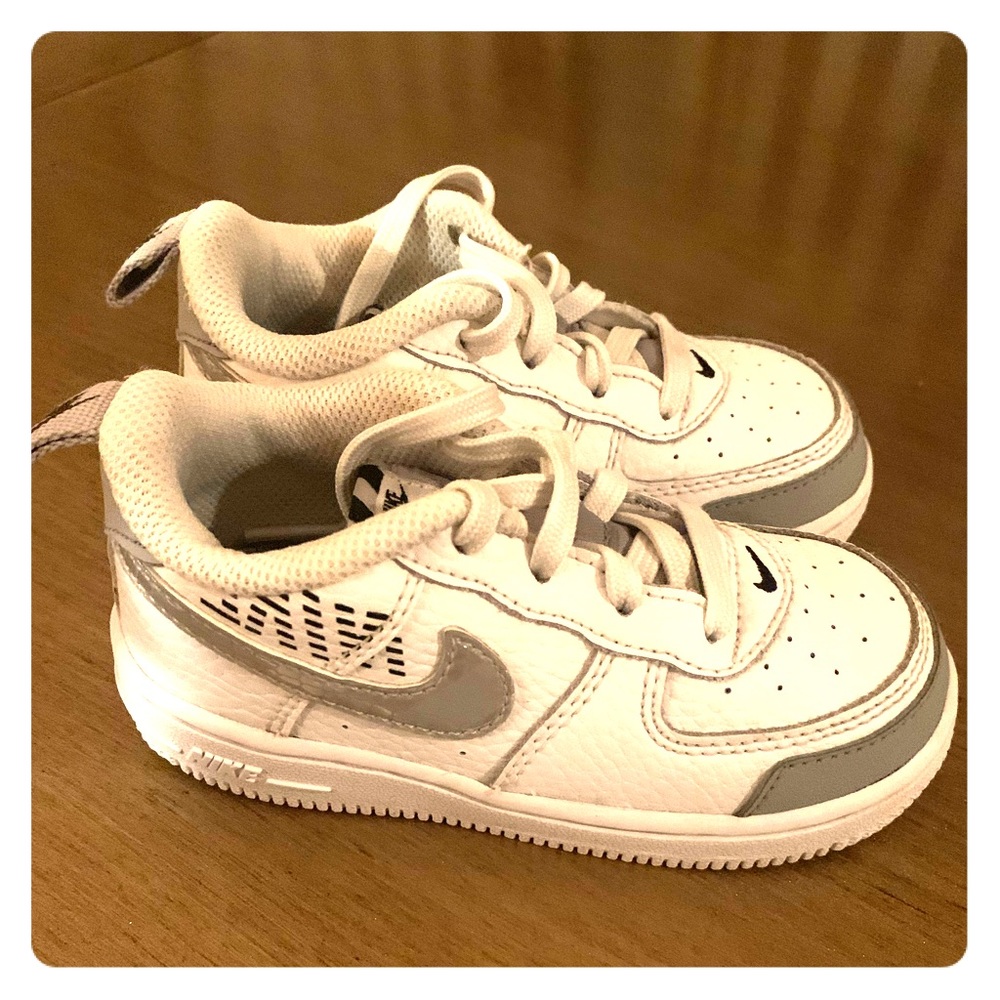 Nike Air Force 1 Low